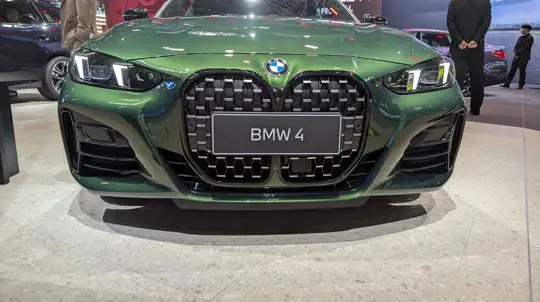 BMW уже пересматривает планы: что пошло не так на китайском рынке