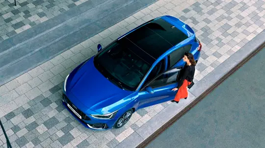 Запах сцепления и дым — тревожный сигнал: Ford отзывает Focus и Fusion на «механике»