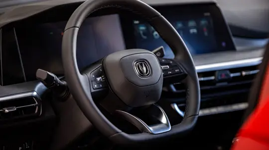 Компактный кроссовер от Changan за копейки начал продаваться в Китае