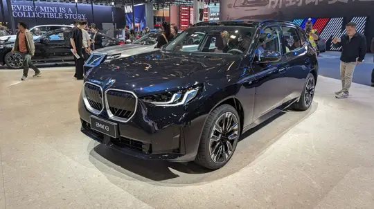 BMW придется говорить с работниками: Китай и расходы приведут к увольнениям