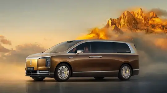 Huawei идет на Toyota Alphard: Maextro V800 будет стоить больше 1 млн юаней