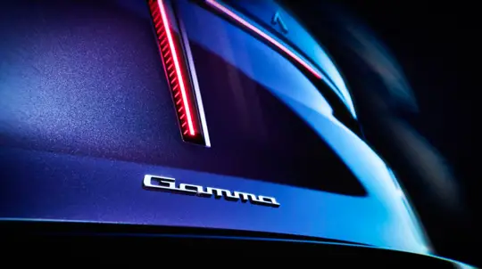 Новый Lancia Gamma почти готов: покупателям обещают гибрид и электроверсии