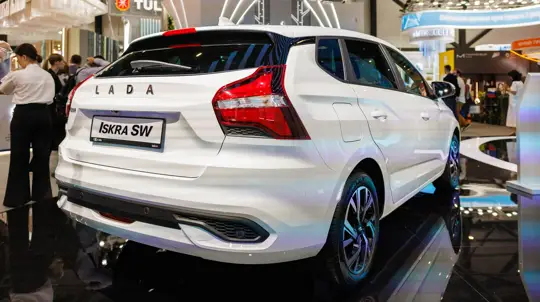 Не премиум, зато дешево: LADA Iskra превратилась в дачный универсал