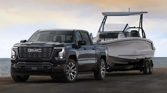 GMC спрятала тайник за экраном Sierra: пикап стал цифровым
