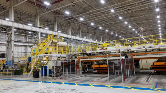 Stellantis усиливает завод Warren Stamping: новые прессы нужны для Jeep и Ram