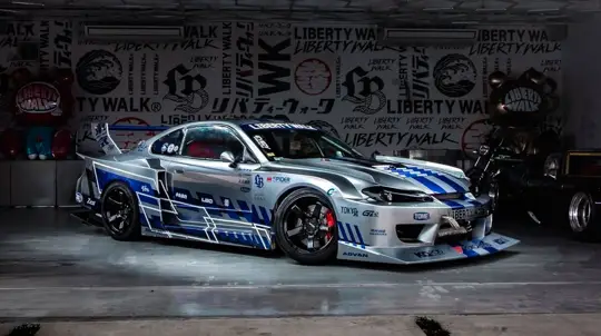 Nissan Silvia превратили в дрифт-кар в стиле Skyline R34 из «Форсажа»
