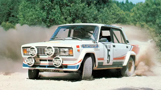 Lada 2105 за 5,5 млн рублей: почему старая «пятёрка» стоит как BMW