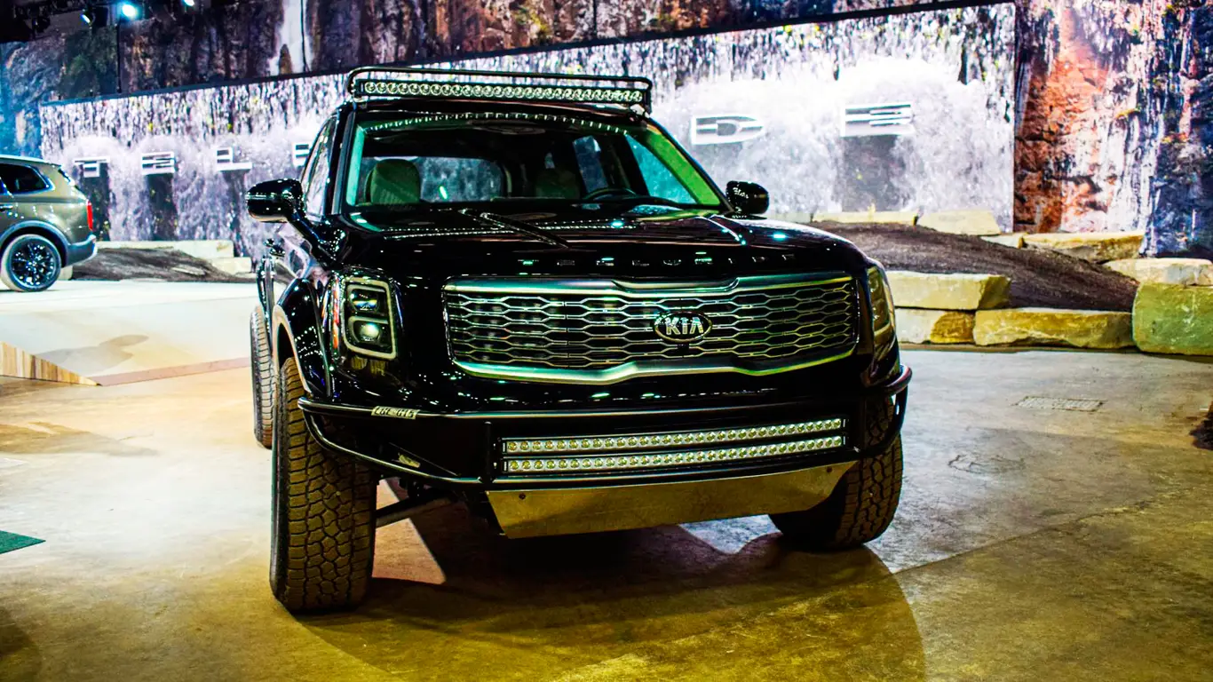 Kia Telluride попали под отзыв из-за неисправности дальнего света