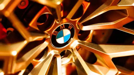 BMW iX3 не получит батарею от iX5: разные ячейки Gen6, запас хода до 805 км и меньшая масса