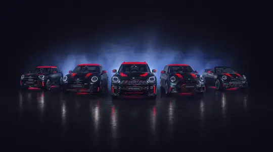 MINI John Cooper Works получил спецсерию Daredevil Edition: черный кузов, красные акценты и цены от 4,34 млн рублей