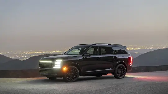 Новый Hyundai Palisade Hybrid Black Ink стал самой дорогой версией SUV: в США он стоит от 4,62 млн рублей