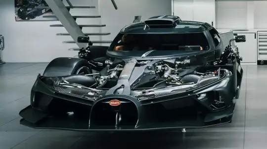 Lanzante вывела Bugatti Bolide на дороги: W16, почти 1600 л.с. и $4,7 млн