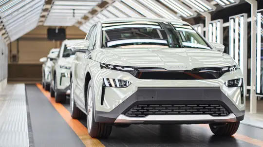 Skoda заявила, что масштабная перестройка Volkswagen пока не затронет ее заводы