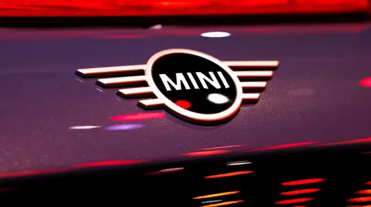 MINI ушёл официально, но не с российских дорог: парк приблизился к 100 тысячам