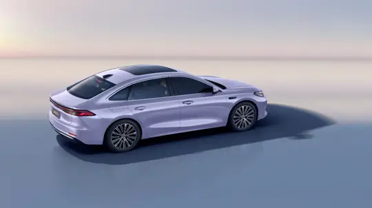 47,26% КПД и 2608 км без заправки: новый рекорд Geely