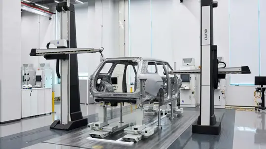 1000 точек и 600 критериев: Hyundai проверяет кузова роботами и 3D-сканерами