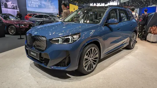 BMW iX1 может перейти на задний привод и увеличить запас хода свыше 514 км