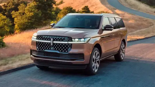 Lincoln оценил максимальный Navigator в 11,1 млн рублей без налогов