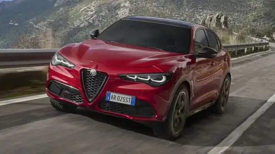 Гибрид и электромотор вместо EV-only: новый Alfa Romeo Stelvio отложен