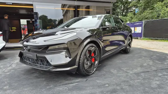 Lotus Eletre на 918 л.с. покинул США: цена доходила до $229 900
