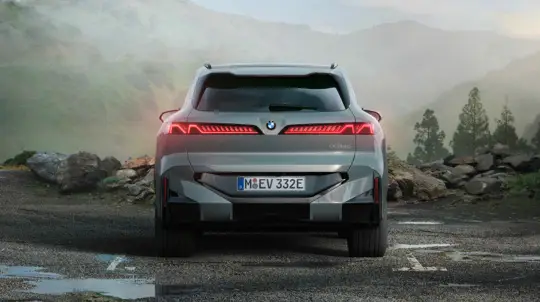 BMW сделала новый iX5 экологичнее ещё до первой поездки