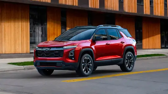 Доступный Chevrolet Equinox EV превращается в машину за 5,7 млн рублей из-за опций