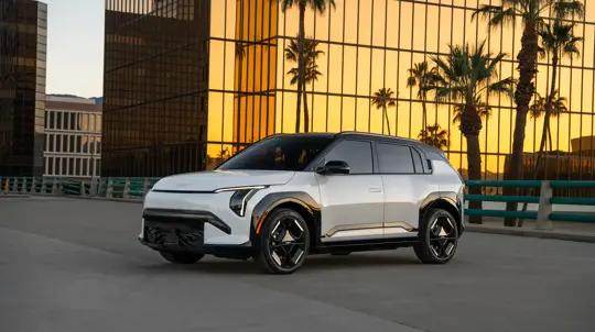 Kia EV3 дешевле $30 тысяч, но дальняя версия стоит на $5100 больше