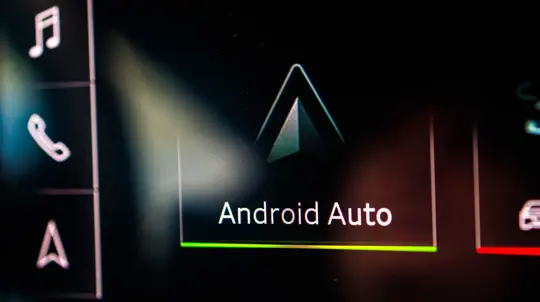Android Auto растягивает интерфейс на 1600x600: Navitel обновил DS810 и DS1020