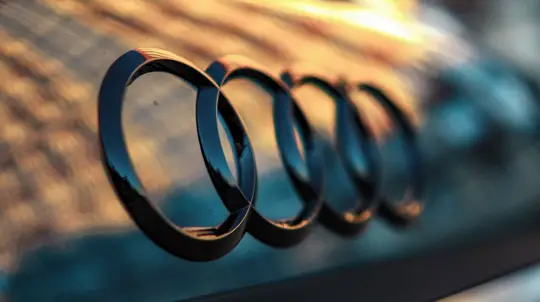 Audi вернулась выше 1% рынка без официальных поставок: рост достиг 351%