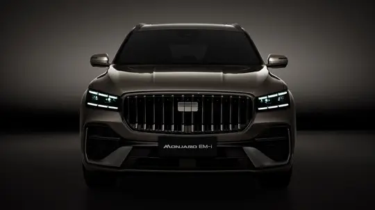 Глобальный Geely Monjaro EM-i получил GEA Evo, e-AWD и мультимедиа Flyme Auto