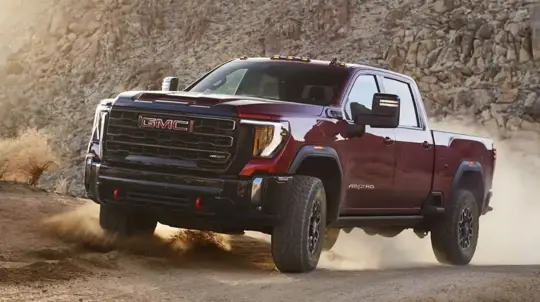 GMC не спешит менять тяжелый Sierra: выпуск версии 2027 начнется в ноябре