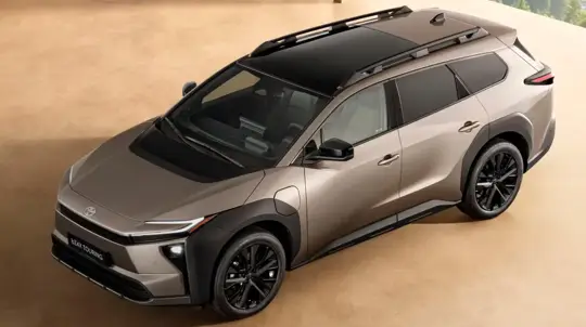 734 км без зарядки и багажник как у универсала: Toyota сделала особый bZ4X