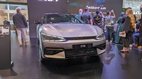 В Катаре показали электрический кроссовер EV6 от Kia