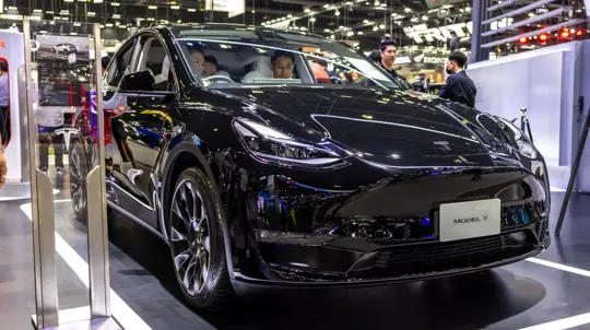 Tesla хотела стать № 1 к 2027 году, но Model Y уже выиграл полугодие