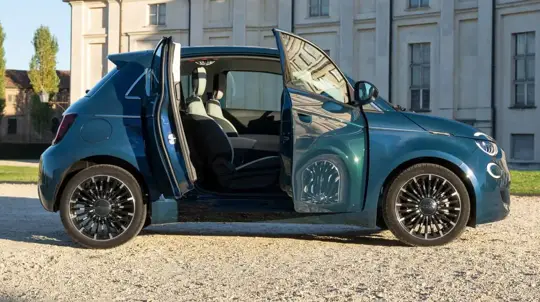 Трех дней оказалось мало: Fiat 500 снова остановят 7 и 8 сентября