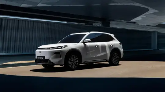 У Geely EX5 появился багажник там, где раньше мешала техника