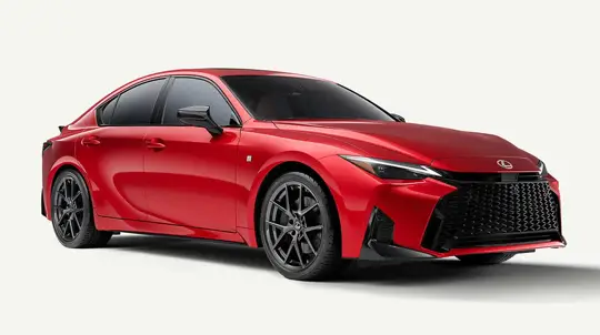 Электроника сработала идеально, но кузов подвёл: что не так с Lexus IS