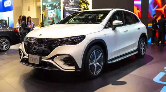Mercedes-Benz EQE SUV привезут в Россию за 10,9 млн рублей