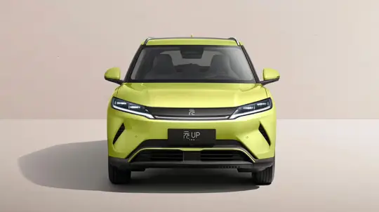 BYD дала дешёвому кроссоверу 501 км хода — цена меньше миллиона рублей