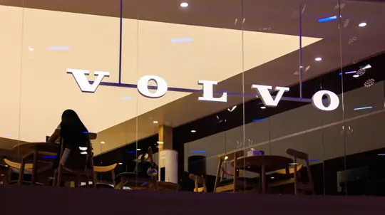 Volvo признала, что экран подходит не для всего: будущие машины снова получат клавиши