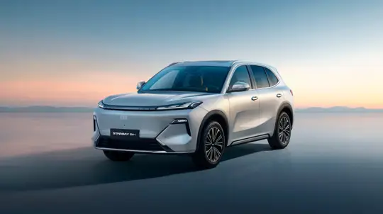 Итальянцы проверили аналог Geely EX5 EM-i: до 80 км без бензина