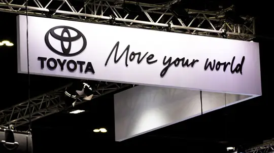 Китай резко потянул Toyota вниз: сколько машин потерял японский концерн