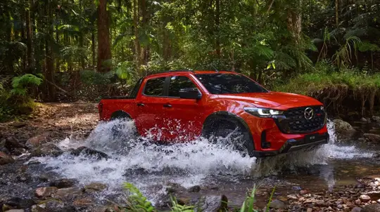 Mazda выбирает дизель для BT-50, пока BYD Shark 6 уходит в PHEV
