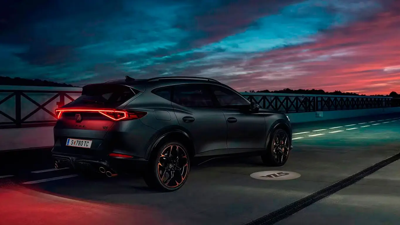 Cupra переводит свой «хитовый» кроссовер на электротягу