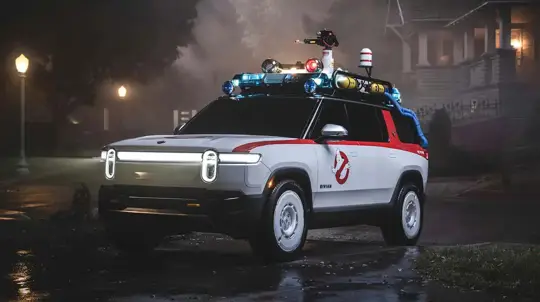 Rivian устроила Хэллоуин в своих электромобилях: что умеет новый режим