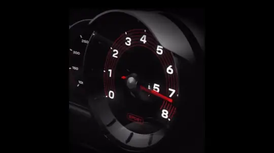 Приборы двигаются, двигатель засекречен: что Porsche показала перед премьерой