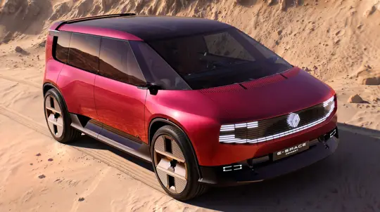 Кроссоверы надоели? Renault показала минивэн с шестью поворотными креслами