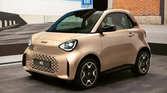 Легендарный маленький Smart вернулся: теперь известна цена новой модели