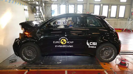 Глава Fiat раскритиковал краш-тесты: что не так с оценками безопасности машин