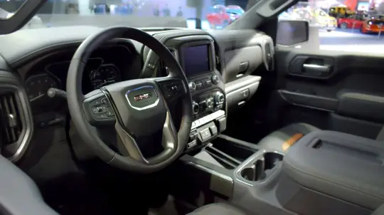 Первый электромобиль от General Motors пользуется большой популярностью: результаты продаж в этом году